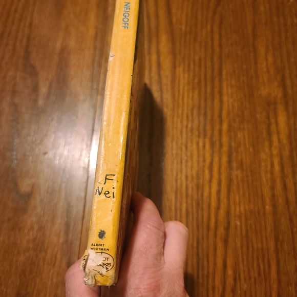 PLAYMAKER Mike NEIGOFF 1973/ Hardcover - Picture 3 of 5